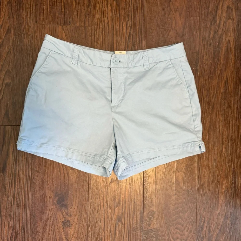 Magellan Preppy Baby Blue Chino Casual Shorts Fishing Walking Women’s Size 6